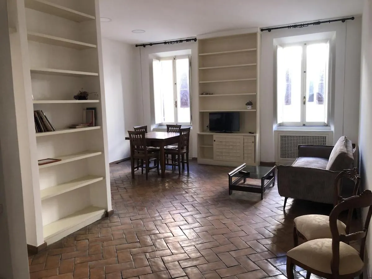 Borgo In Elegante Appartamento Rome