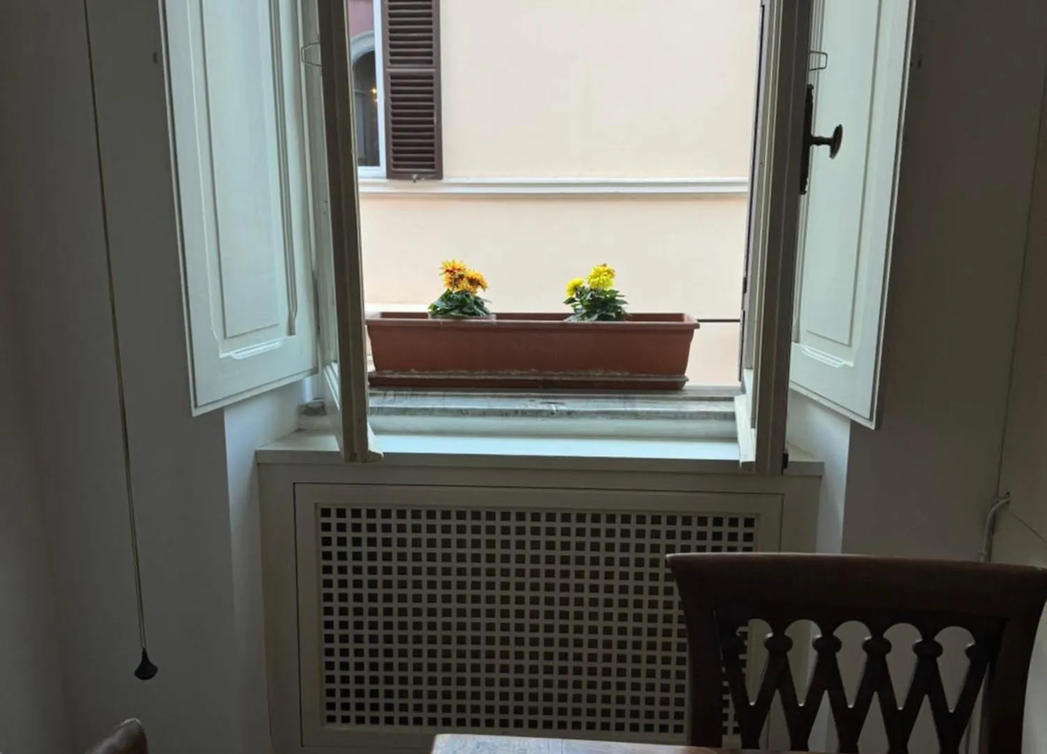 Borgo In Elegante Appartamento روما إيطاليا