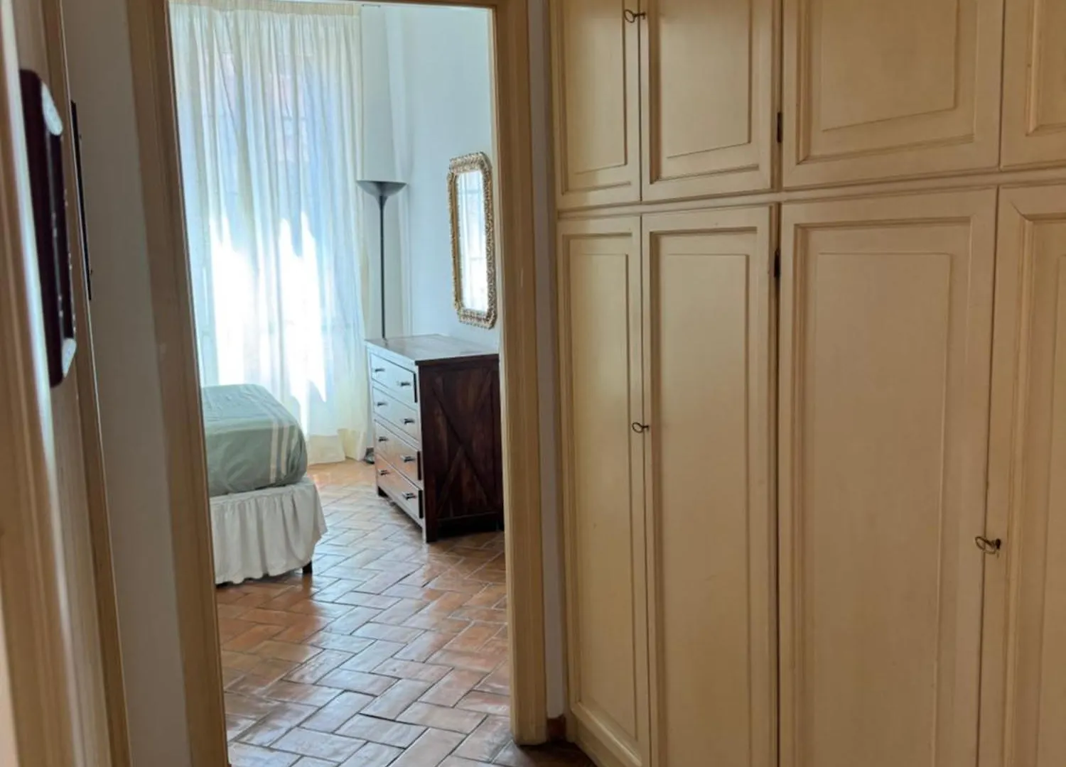 Borgo In Elegante Appartamento روما