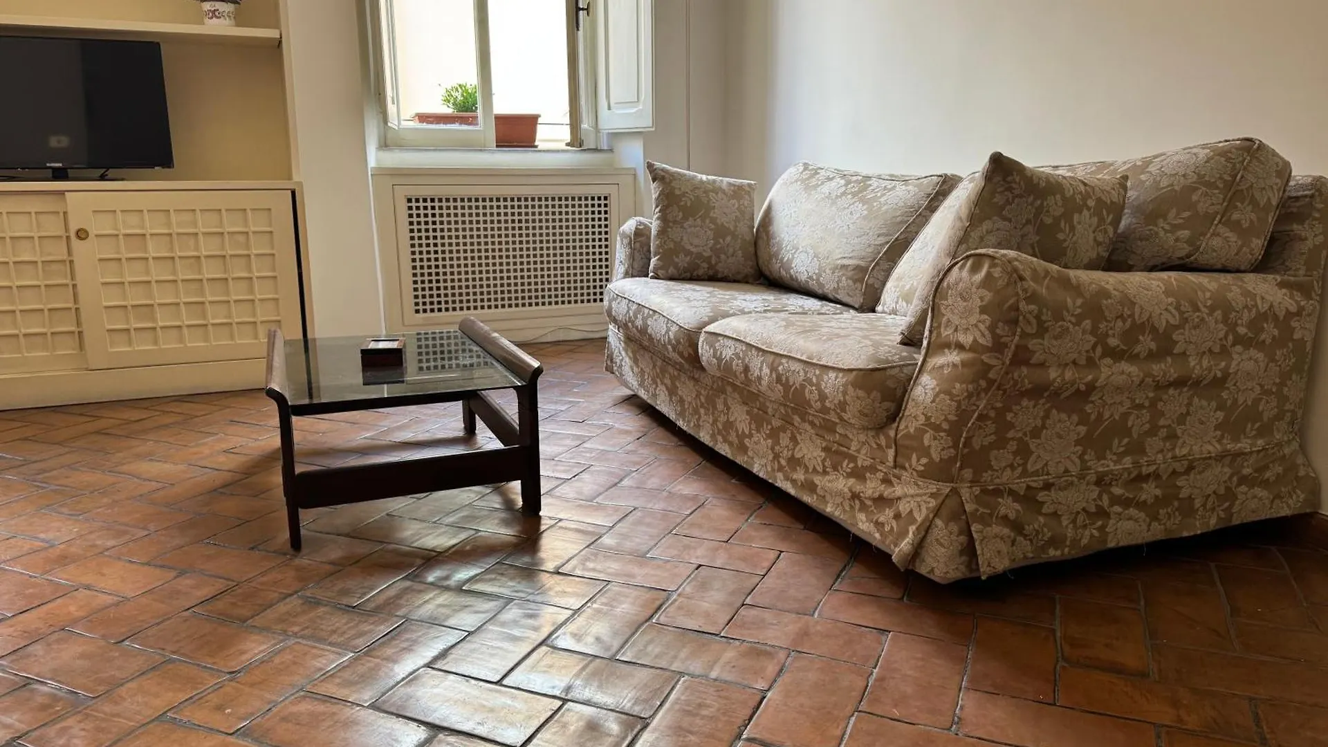 Borgo In Elegante Appartamento روما إيطاليا